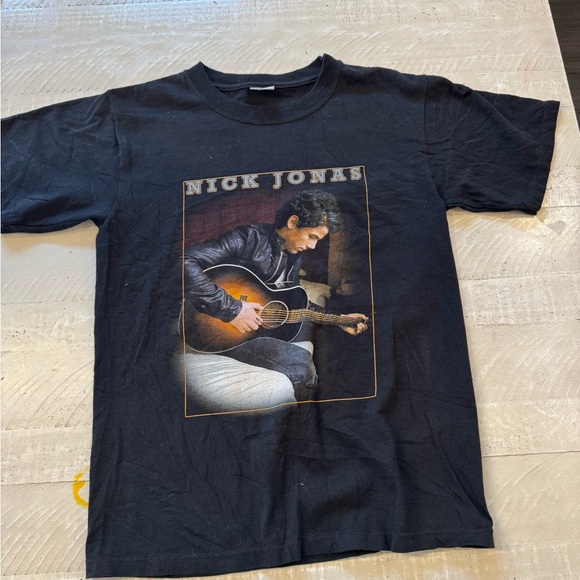 Anvil Black Short Sleeve Tee with Nick Jonas Graphic - Picture 1 of 3